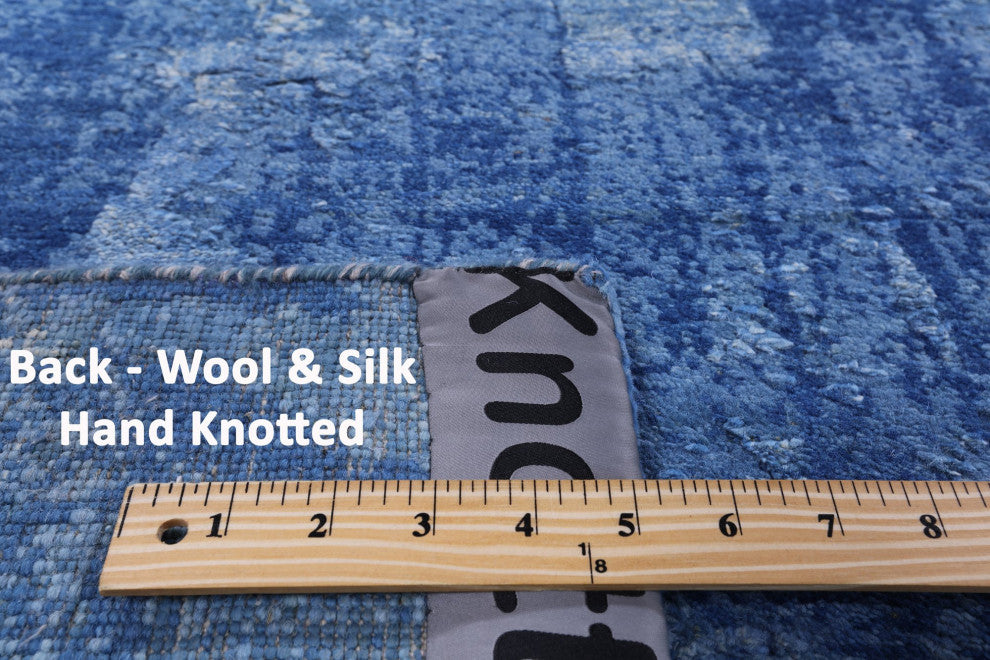 7' 11" X 10' 1" Hand Knotted Modern Wool and Silk Rug Q7147