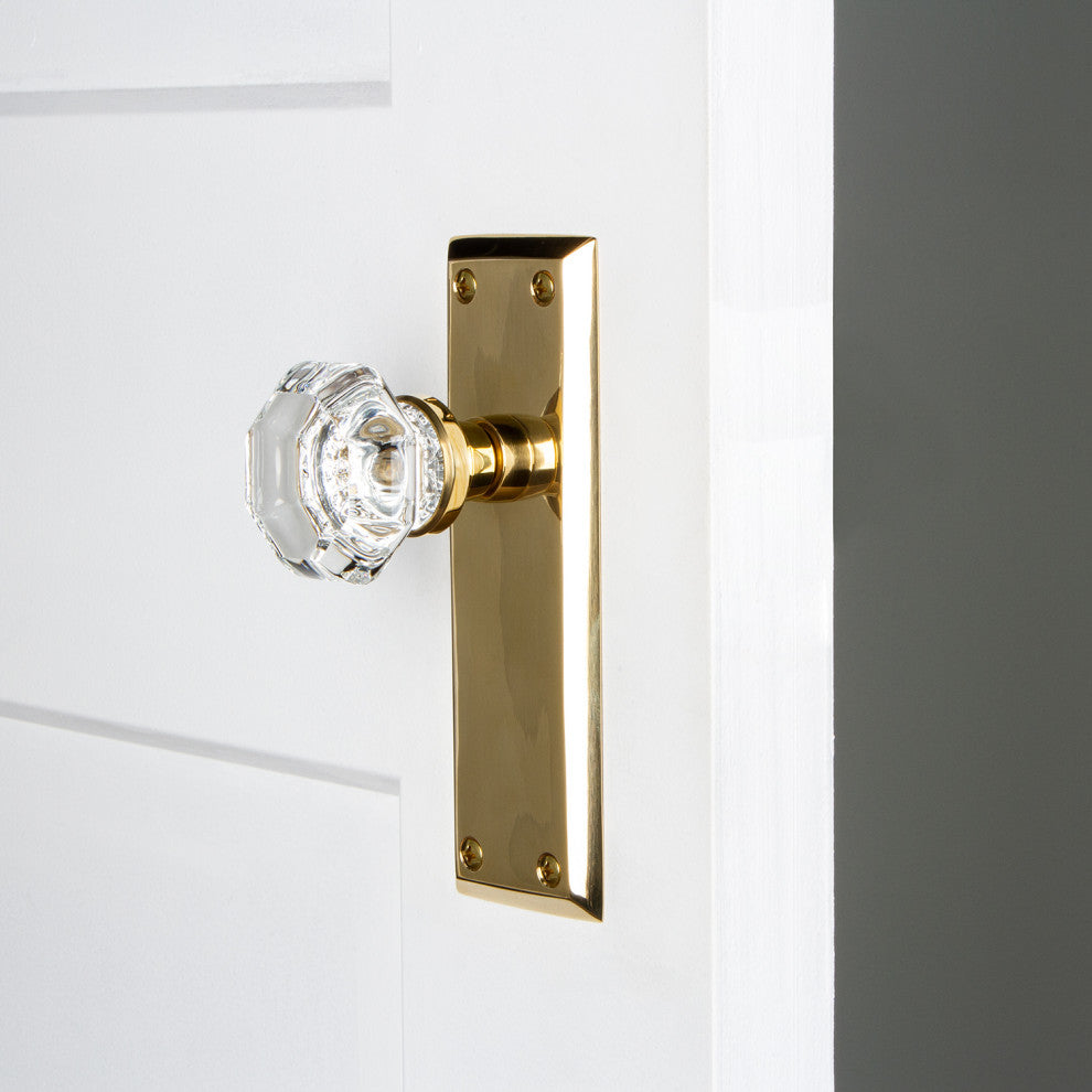 Single New York Plate With Waldorf Knob, Polished Brass