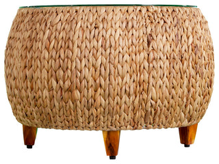 Penleyton Round Water Hyacinth Cocktail Table