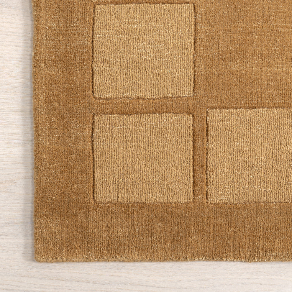 Petra High-Low Wool-Blend Area Rug, Wheat 2'6" x 8'