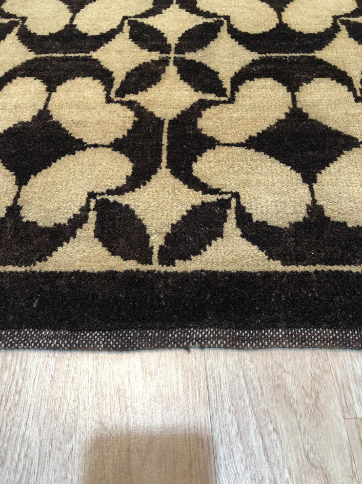 Black Transitional Geometric Ningxia Area Rug