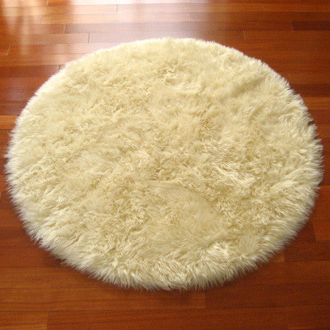 Classic Sheepskin Ivory Faux Fur Round Rug