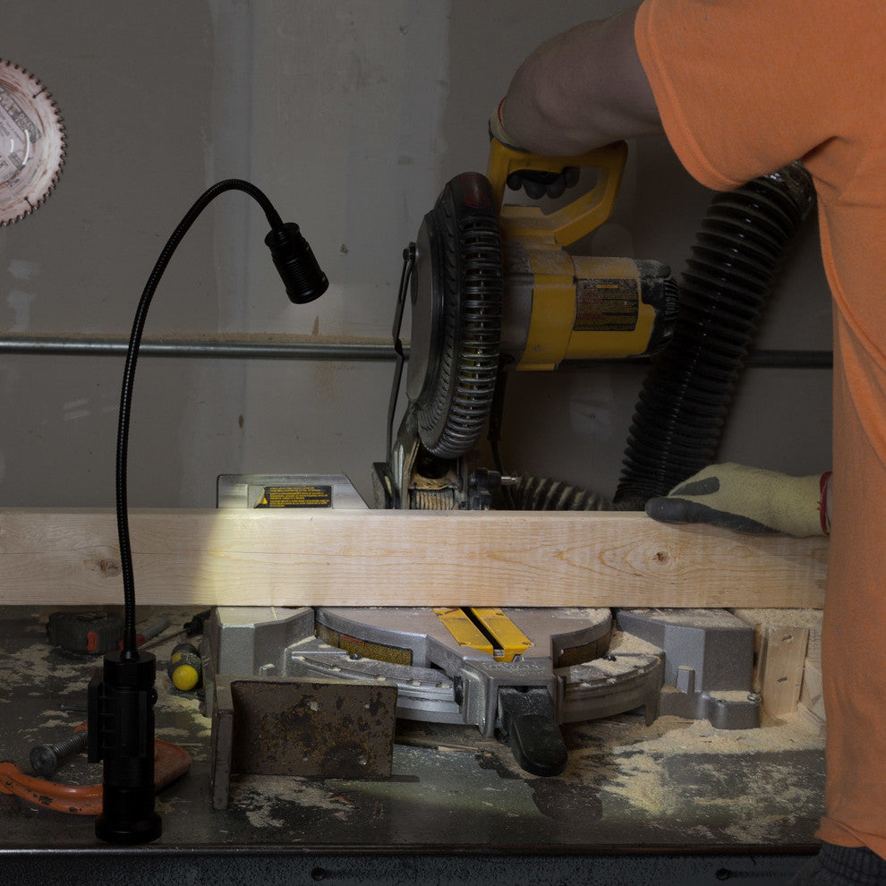 Stalwart Magnetic Worklight 550 Lumen Flexible Gooseneck