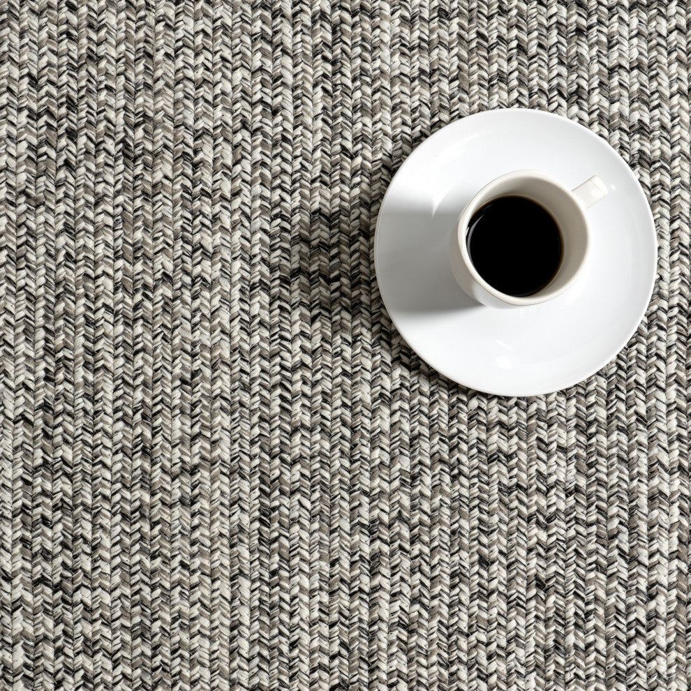 Nuloom Braided Lefebvre Indoor/Outdoor Area Rug, Salt And Pepper 8'x11'