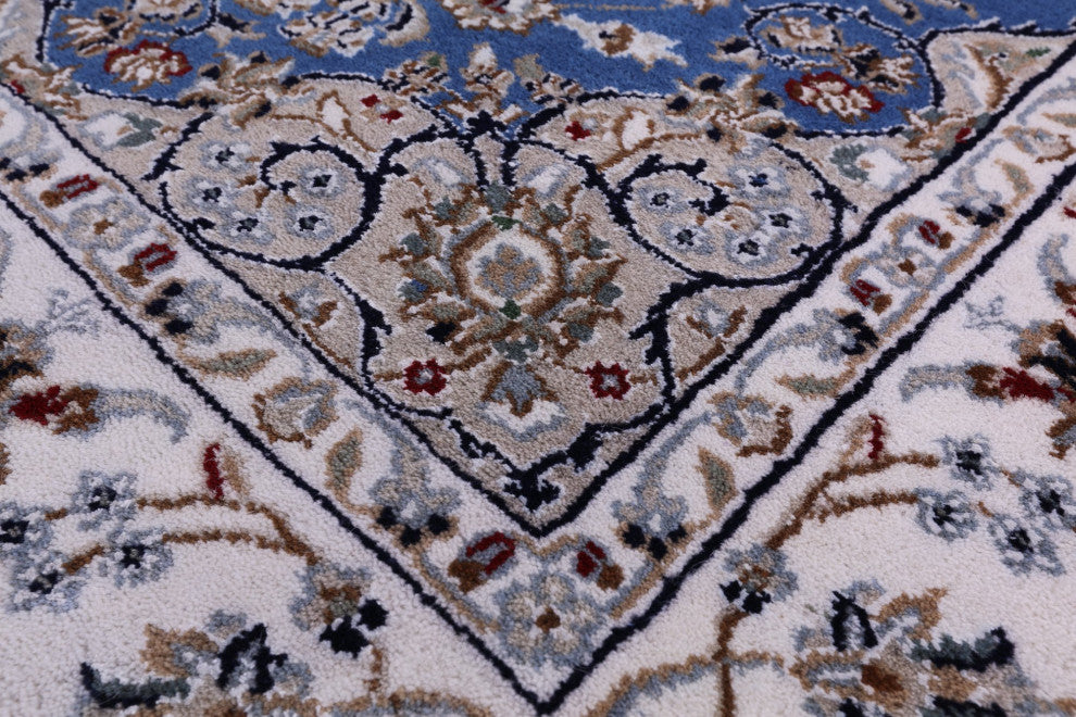 Persian Nain Wool and Silk Handmade Rug 4' 3" X 6' 1" Q11649