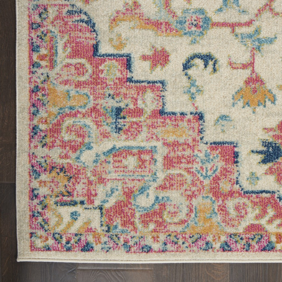 7" x 10" Ivory and Pink Medallion Area Rug