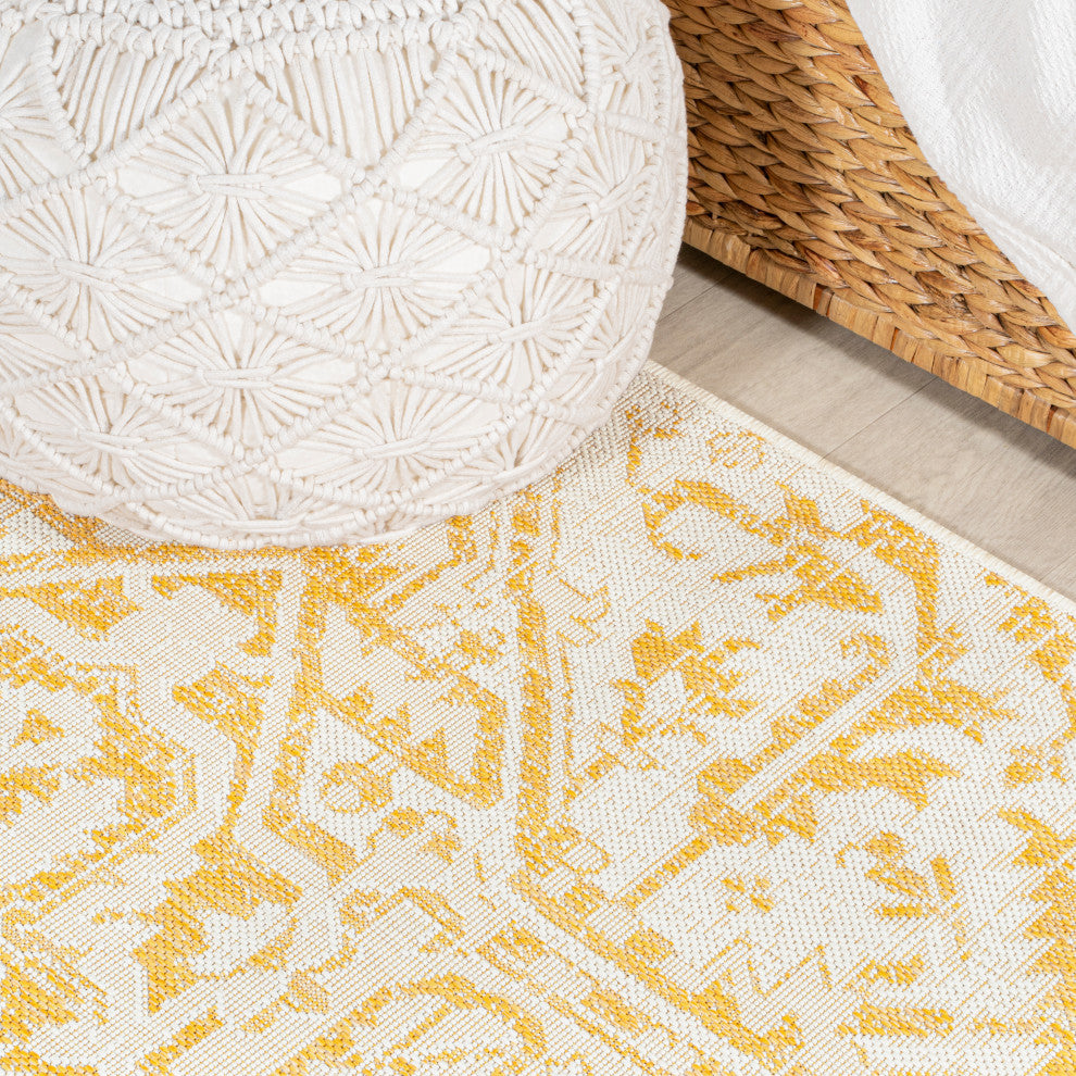 Estrella Bohemian Medallion Textured Weave Indoor/Outdoor, Cream/Yellow, 2 X 8