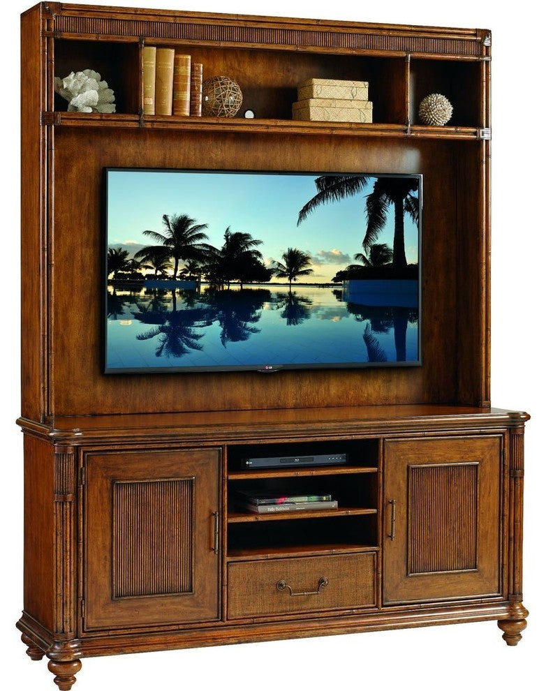Pelican Cay Media Console