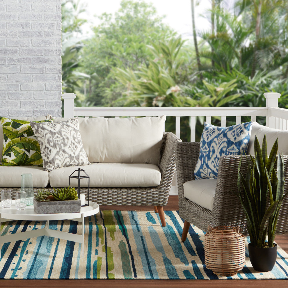 Jaipur Living Sketchy Lines Indoor/Outdoor Abstract Blue/Green Area Rug, 7'6"x9'