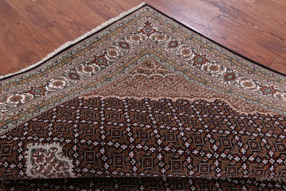8' Square Handmade Persian Tabriz Wool & Silk Rug - Q13005