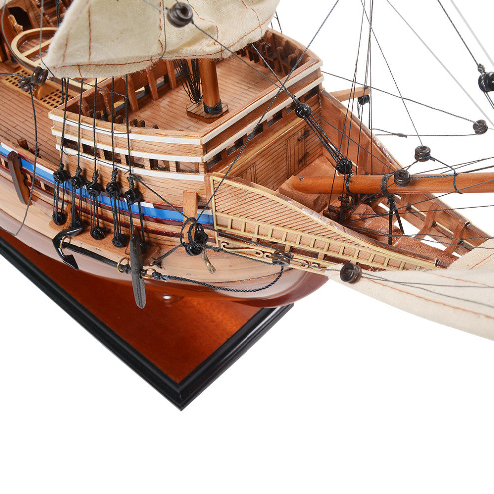 Mayflower High Quality Museum-quality Fully Assembled Wooden Model Ship