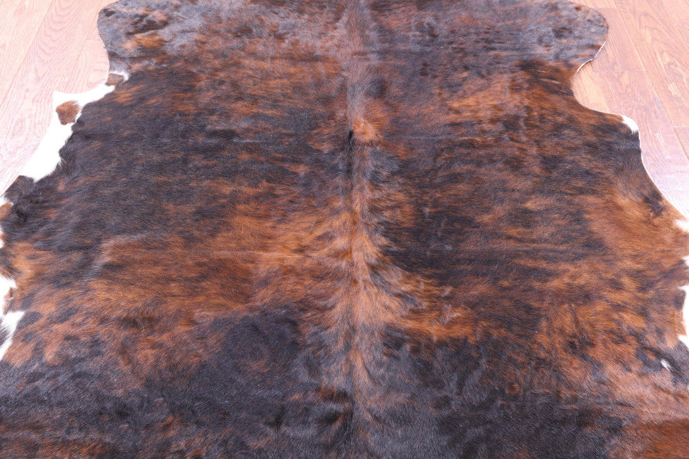 5' 7" X 5' 7" Natural Cowhide Rug C2051