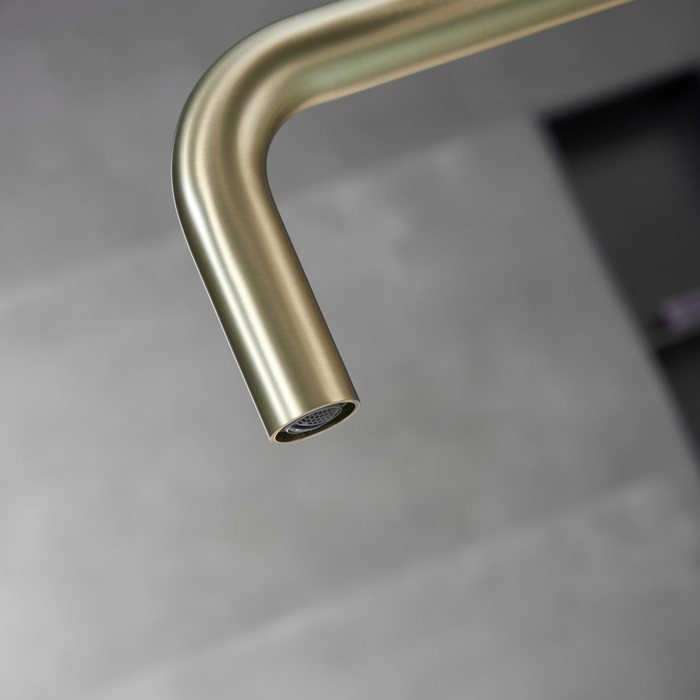 Single Handle Floor Mounted Tub Filler with Handshower