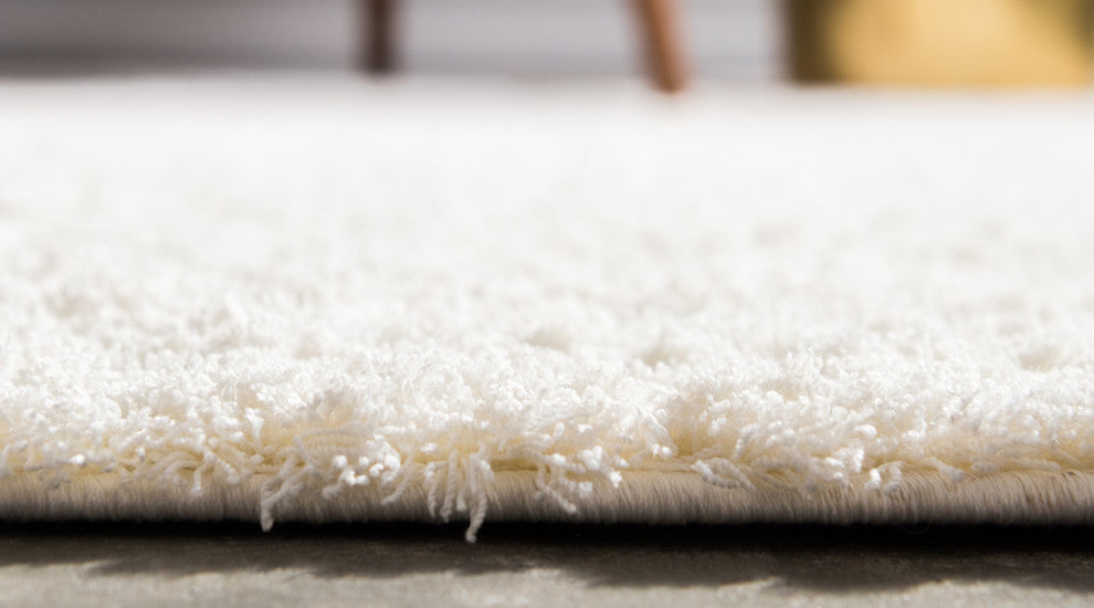 Unique Loom White Studio Solid Shag 2' 0 x 6' 7 Runner Rug