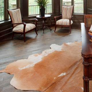 72"x84" Tan and White Cowhide Rug