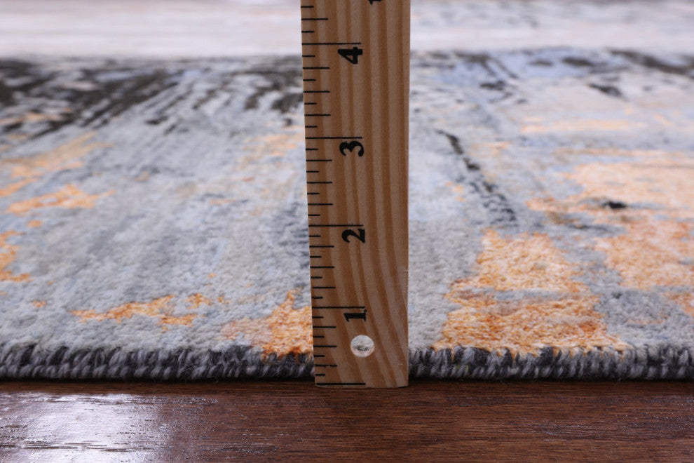 Handmade Abstract Wool and Silk Rug 7' 11" X 10' 2" Q8555