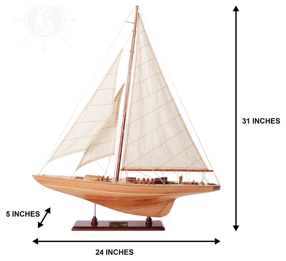 Endeavour Sm Wooden model sailing boat