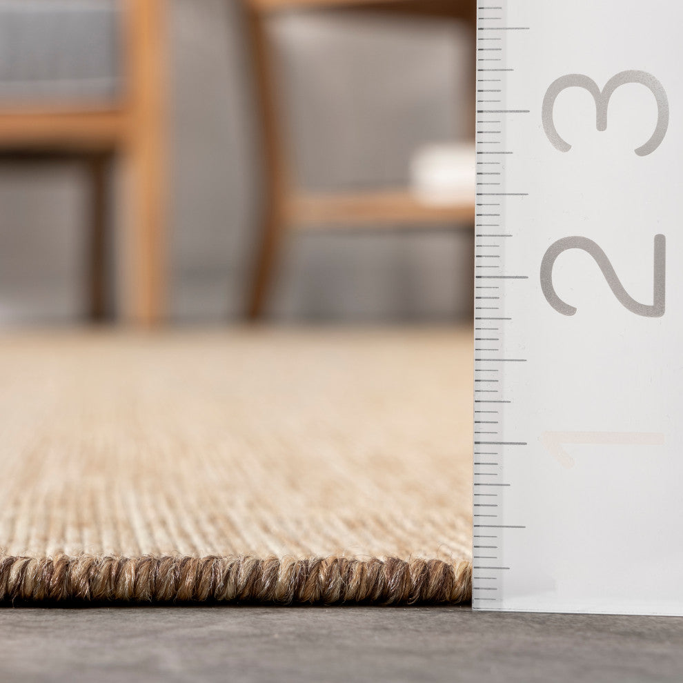 Nuloom Nakia Transitional Indoor/Outdoor Area Rug, Brown 4'x6'