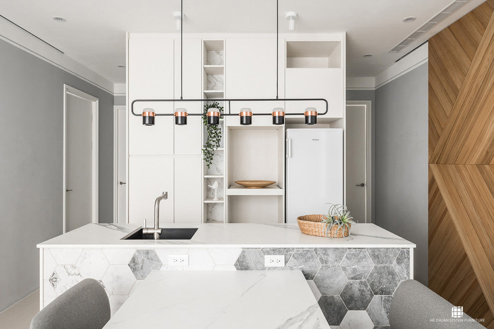 Ling Pendant, Black/Copper