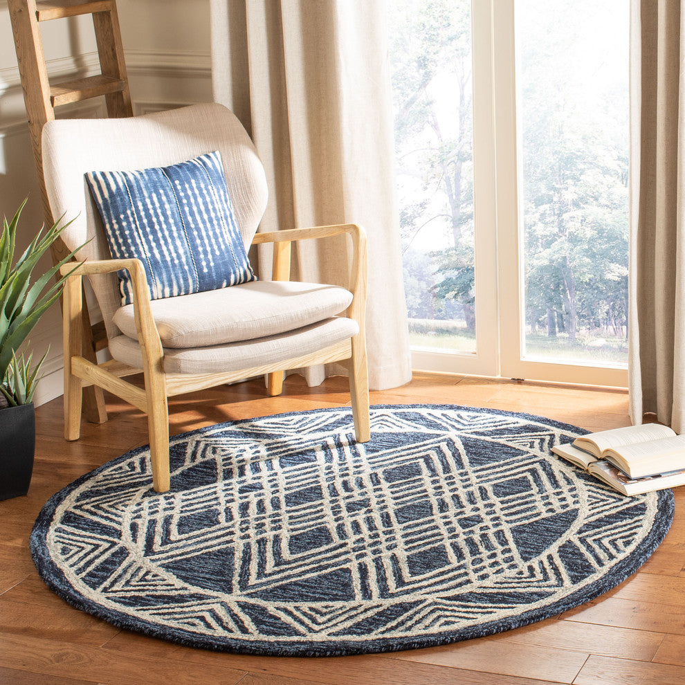 Safavieh Micro-Loop Collection MLP155 Rug, Navy/Ivory, 5' Round