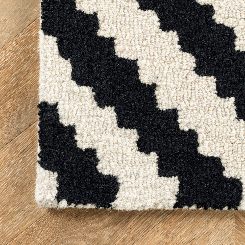 Nuloom Hand-Tufted Geometric Tuscan Rug, Beige 2'6"x10' Runner