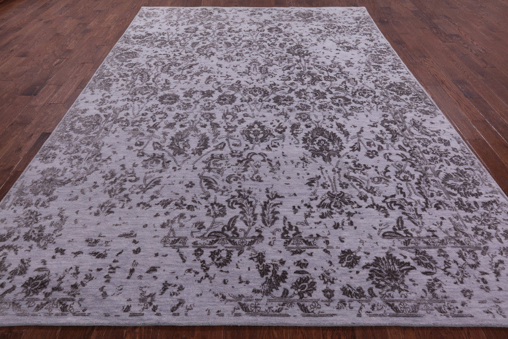 8' 10" X 11' 9" Wool & Silk Handmade Persian Rug - Q15799