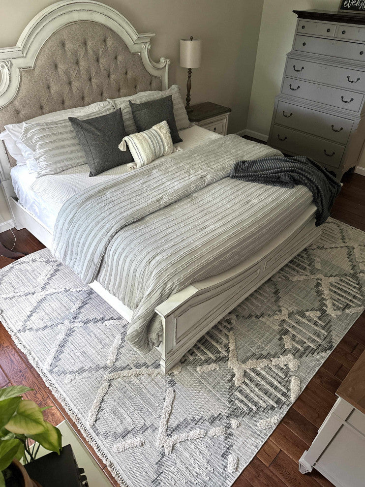 Hauteloom Bogtong Area Rug, 5'3"x7' Rectangle