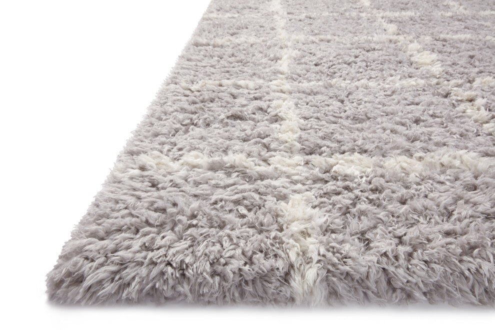 Angela Rose x Loloi Amira Silver / Ivory 3''-11" x 5''-6" Accent Rug