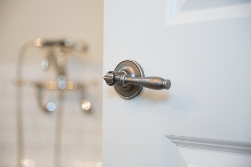 Callan Silona Keyed Entry Lever Set, Antique Silver