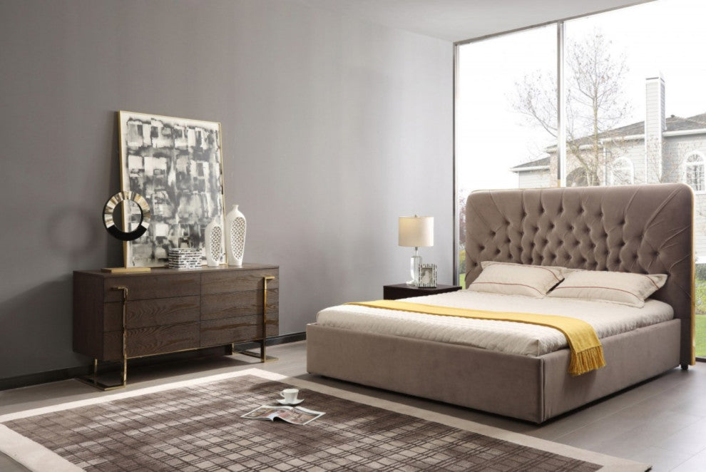 Modrest Moontide Glam Beige Velvet and Brushed Brass Bed, Eastern King