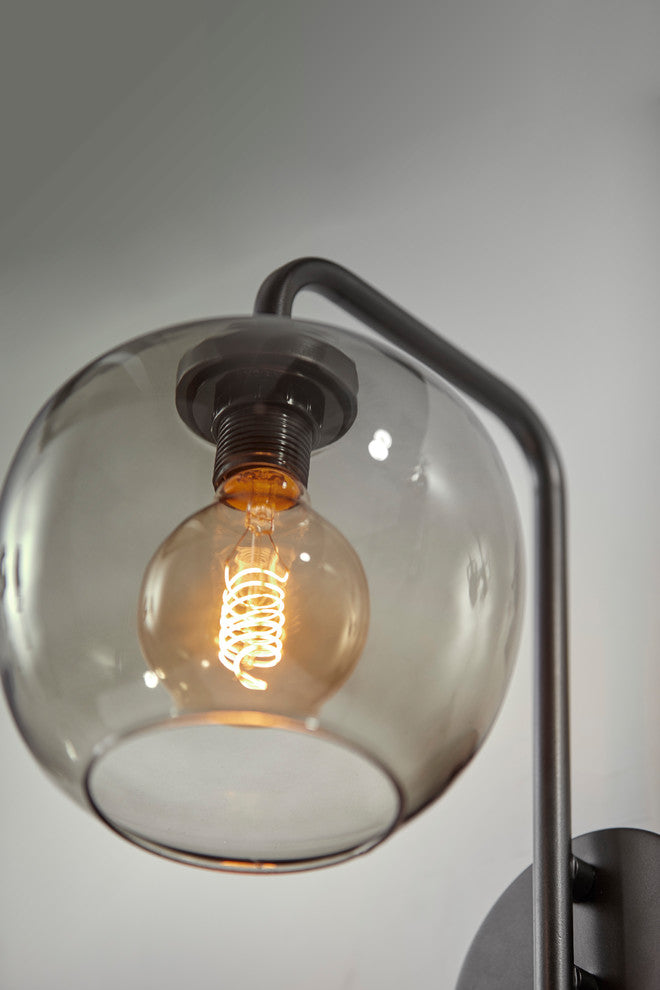 Ashton Wall Lamp