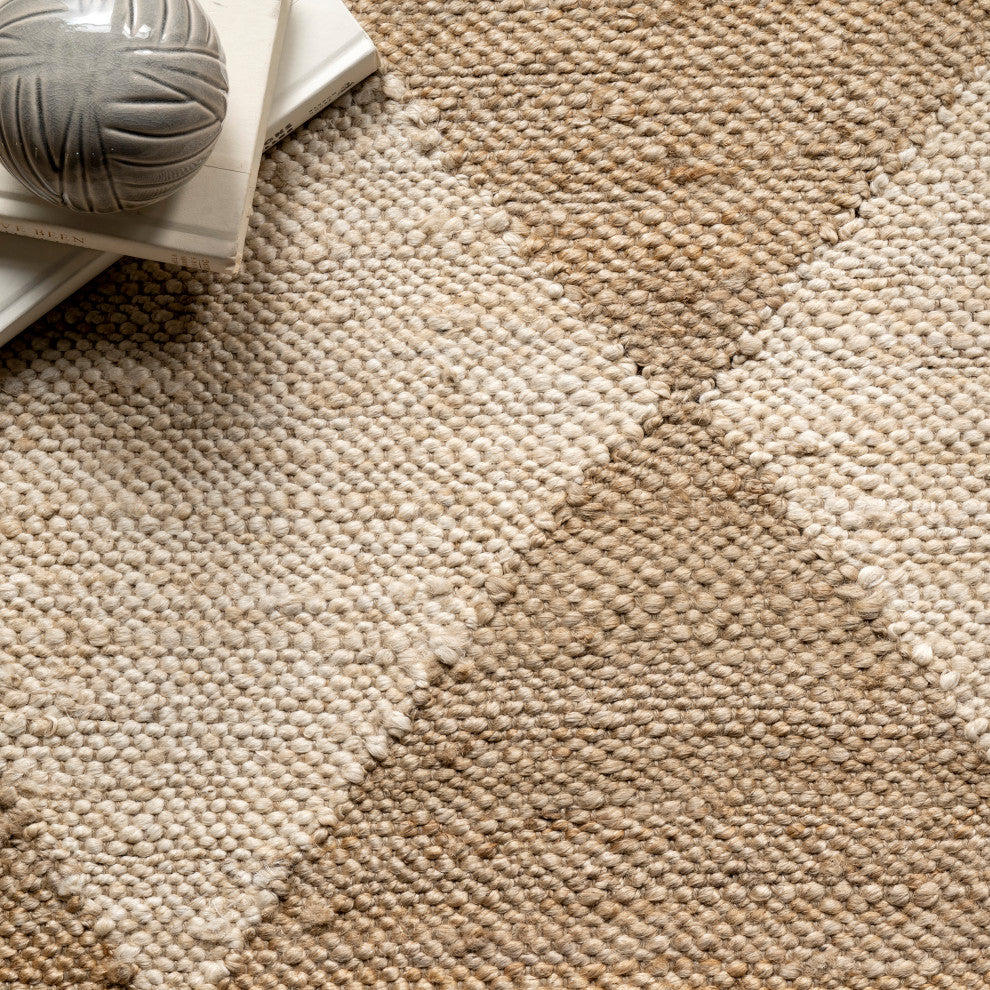 Louie Diamond Checkerboard Jute Area Rug, Natural 9'x12'