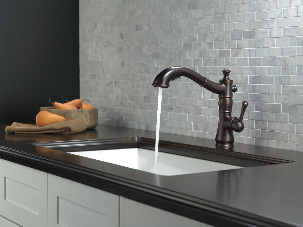 Delta Cassidy Single Handle Pull-Out Kitchen Faucet, Venetian Bronze