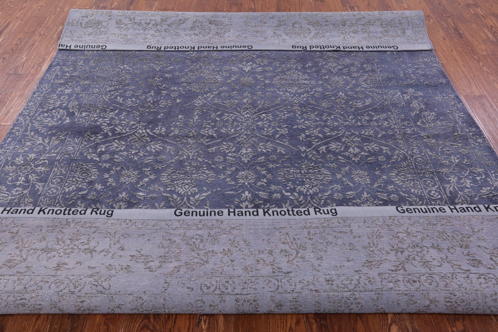 8' 0" X 10' 0" Persian Handmade Wool and Silk Rug Q11752