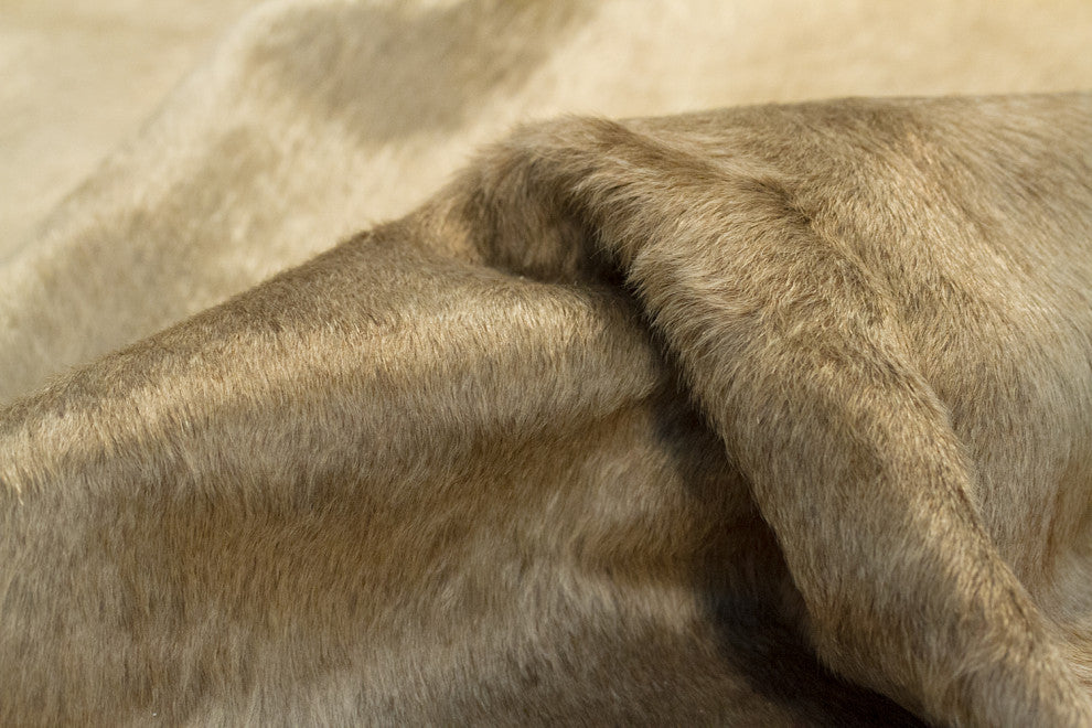 Natural Geneva Cowhide Rug, 6'x7', Verde