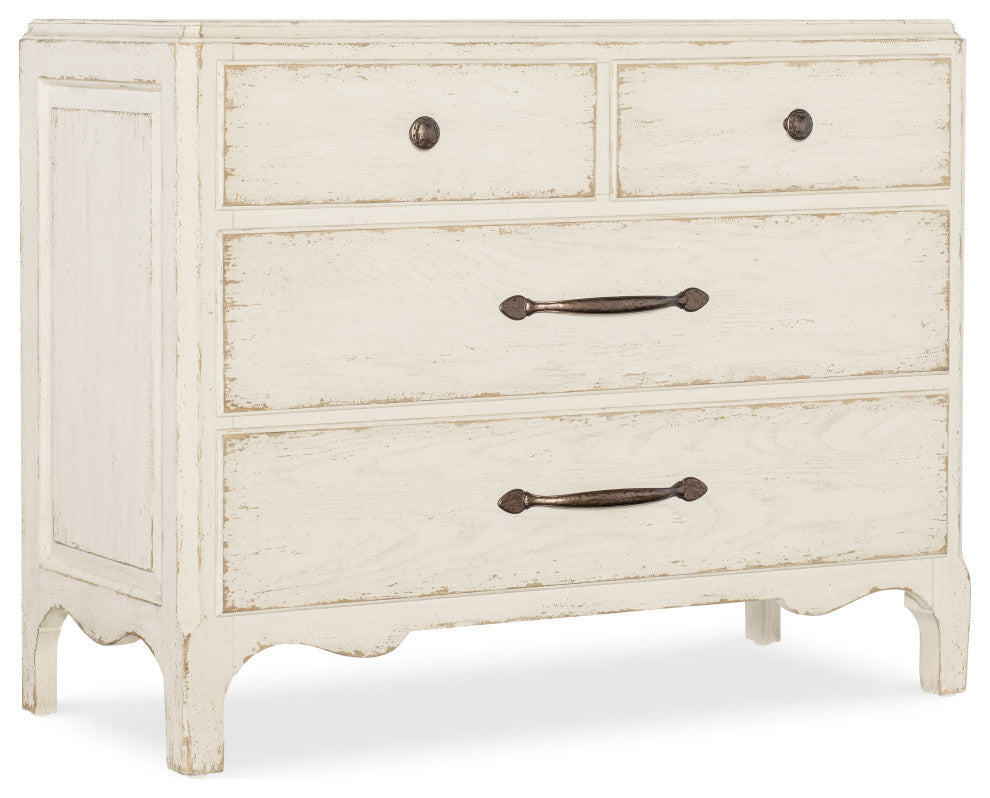 Americana Bachelor Chest