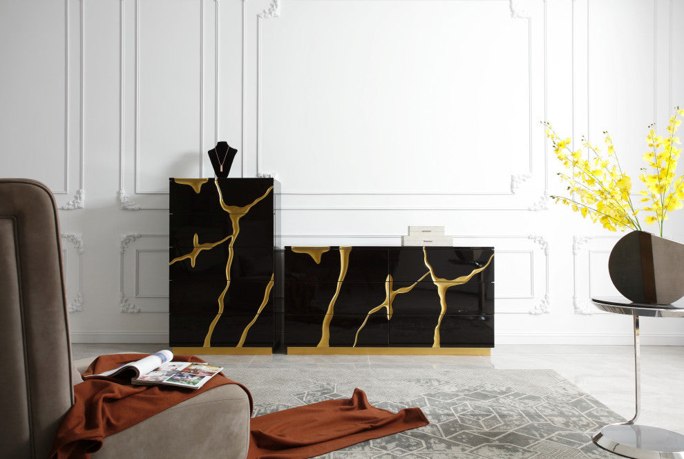 Modrest Aspen Black and Gold Chest