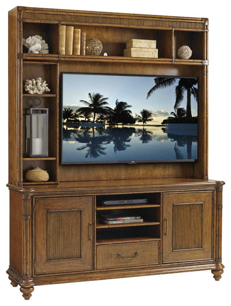 Pelican Cay Entertainment Deck
