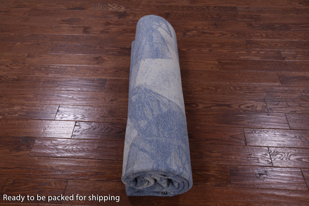 7' 11" X 10' 0" Wool and Silk Handmade Abstract Rug Q9047