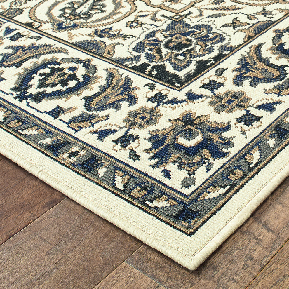 Martinique Traditional Medallion Ivory/ Navy Indoor/Outdoor Area Rug, 1'9"x3'9"