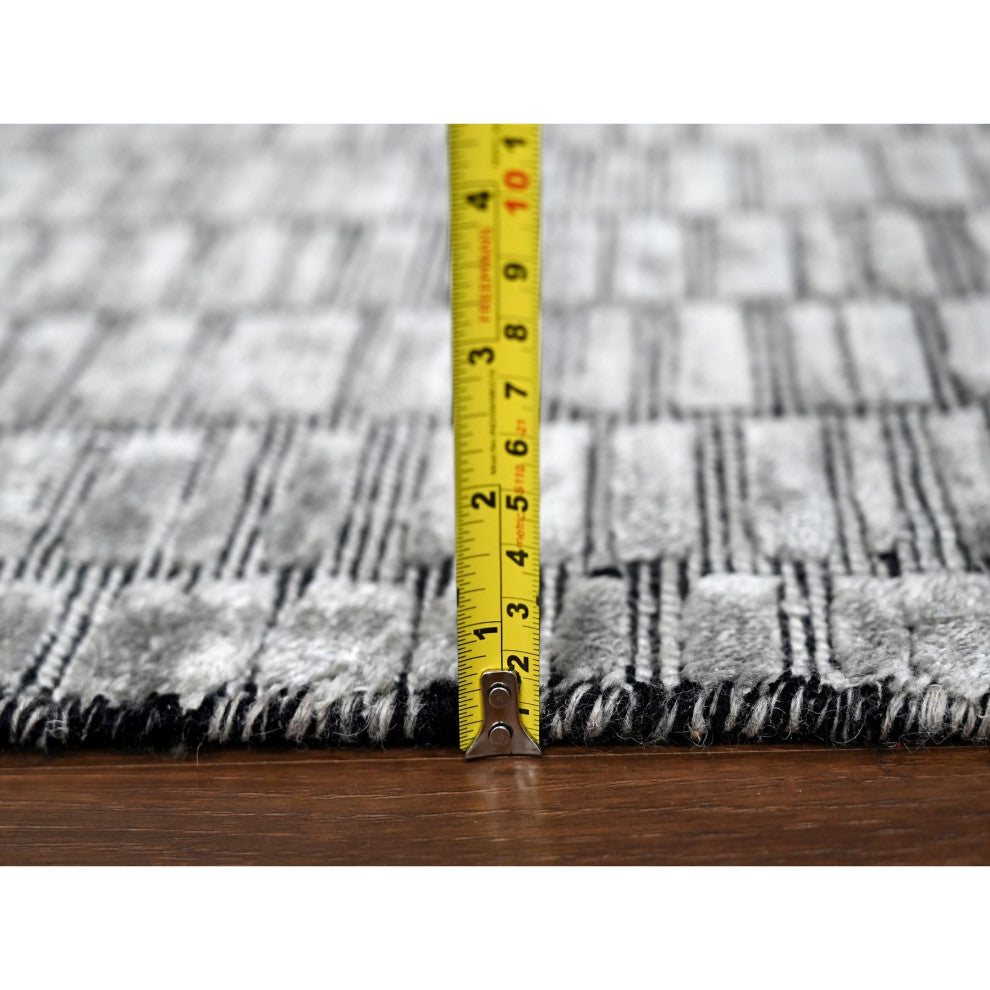 Oxford Gray Modern Textured Wool and Silk Hand Loomed Mat Oriental Rug 2'x3'