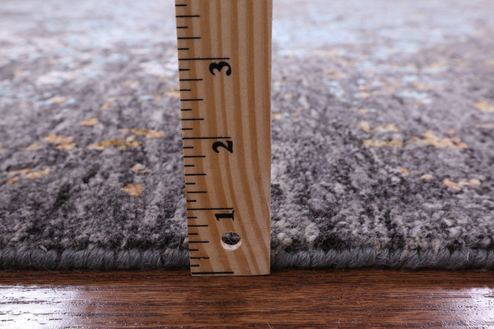 7' 11" X 10' 1" Modern Hand Knotted Wool and Silk Rug Q7062