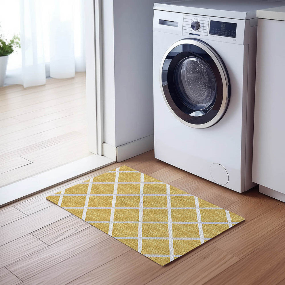 Indoor/Outdoor York YO1 Gold Machine Washable 1'8" x 2'6" Rug
