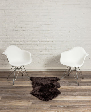 Milan Shearling Single Sheepskin Rug 2'x3', Chocolate