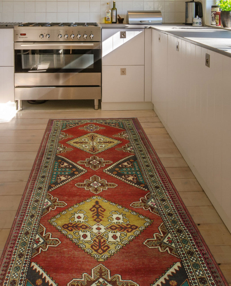 Semi-Antique Darling Rust/Beige Runner, 3'6x9'5
