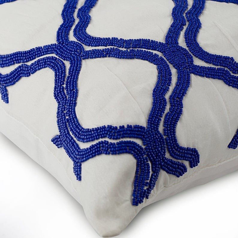 Lattice & Trellis Geometric Blue Linen 14"x14" Pillow Cover, Lattice Blues
