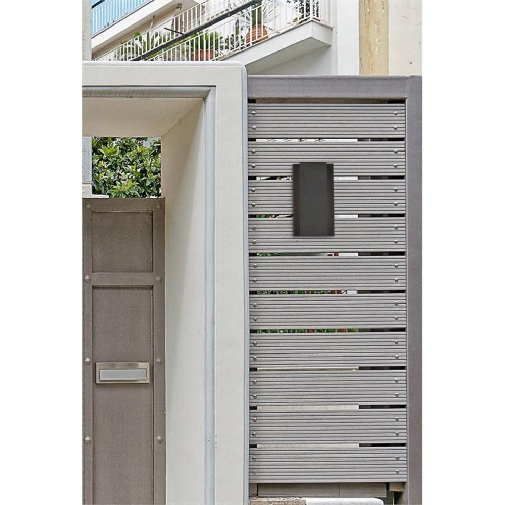 Living District Raine 1-Light Modern Aluminum Led Wall Sconce in Black