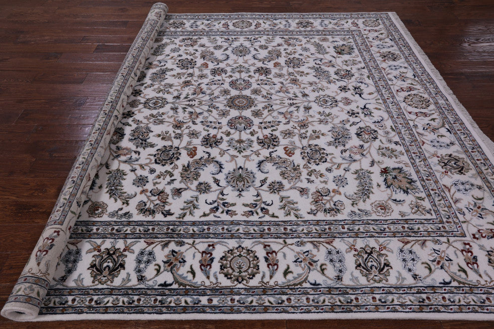 8' Square Wool and Silk Handmade Persian Nain Rug Q9341