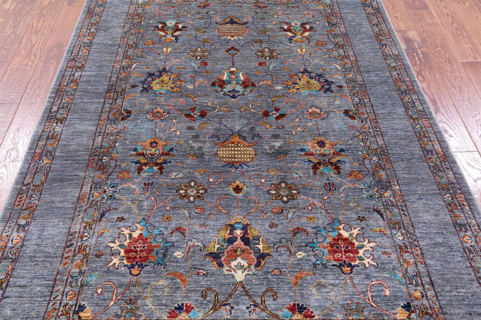 5' 6" X 8' 1" Persian Tabriz Hand-Knotted Wool Rug Q9844