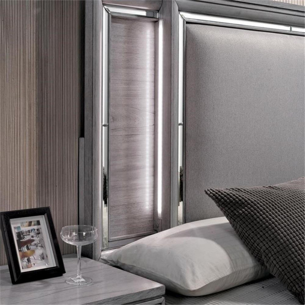 Furniture of America Hariston Wood Queen Bed with LED Lights in Light Gray